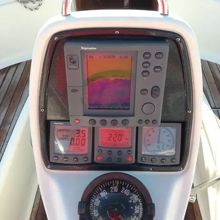 Båthotell Vader Bavaria 30 *