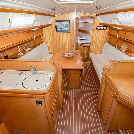 Båthotell Vader Bavaria 30