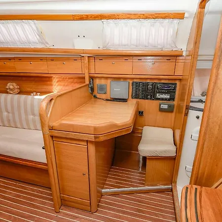 Båthotell Vader Bavaria 30 Sitges